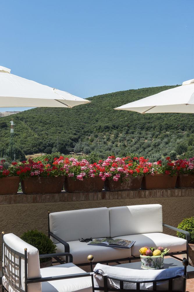 L' Insolita Venturina Terme Exterior foto